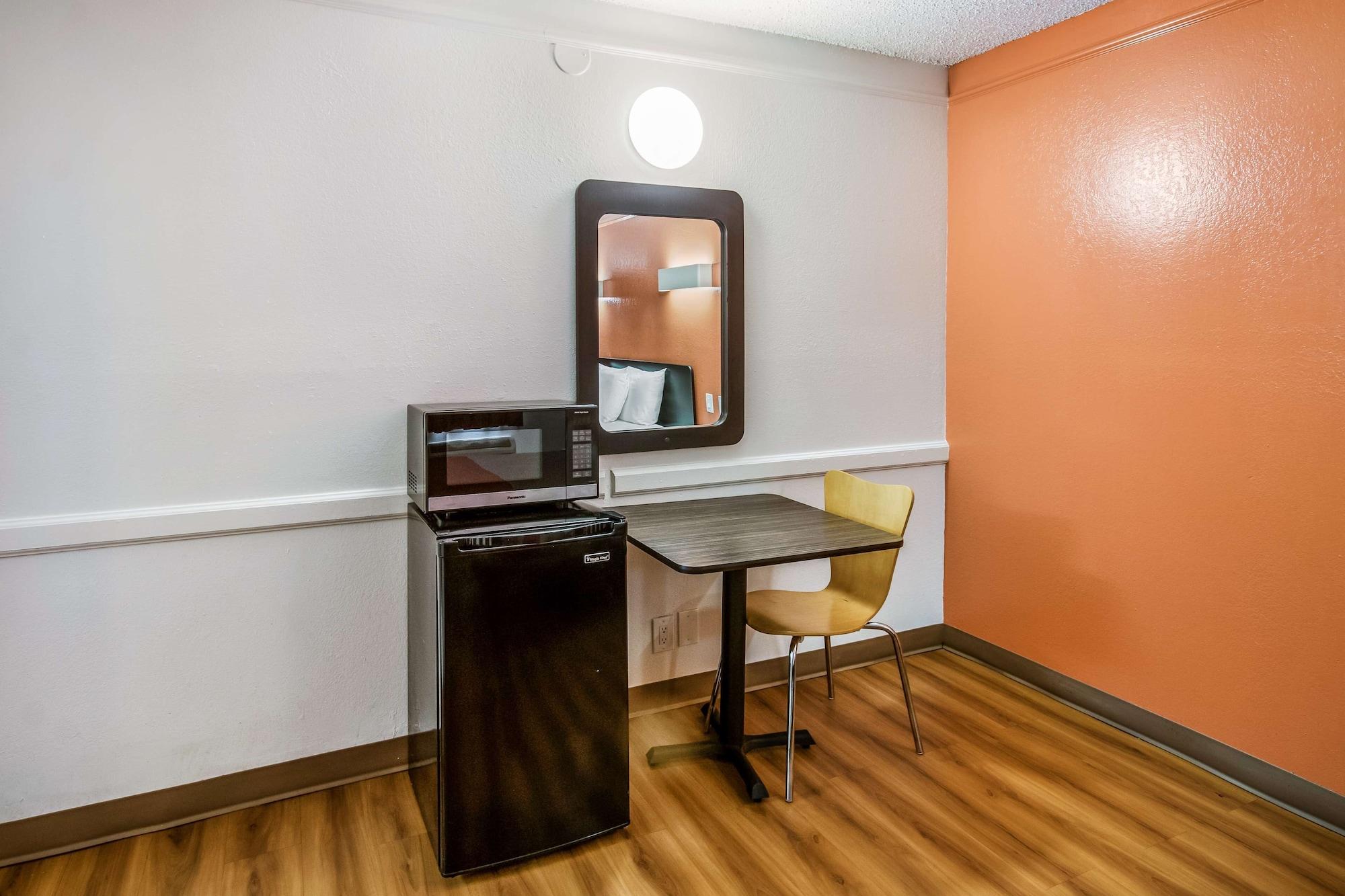 Motel 6-Euless, Tx - Dfw West Eksteriør billede
